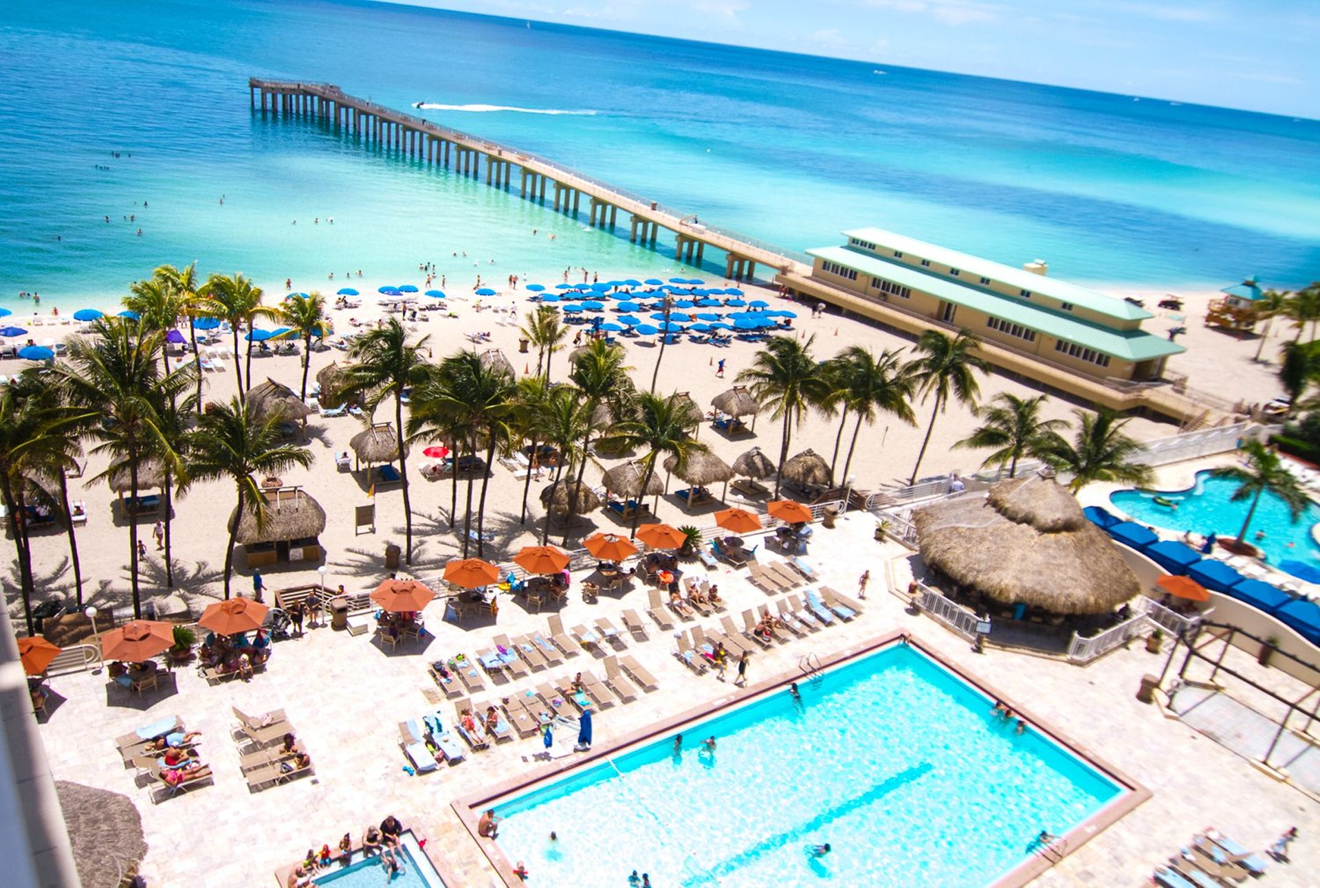 Newport Beachside Resort